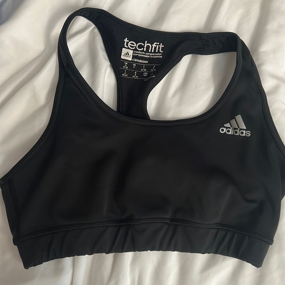 Black Adidas Techfit Sports Bra Size Small